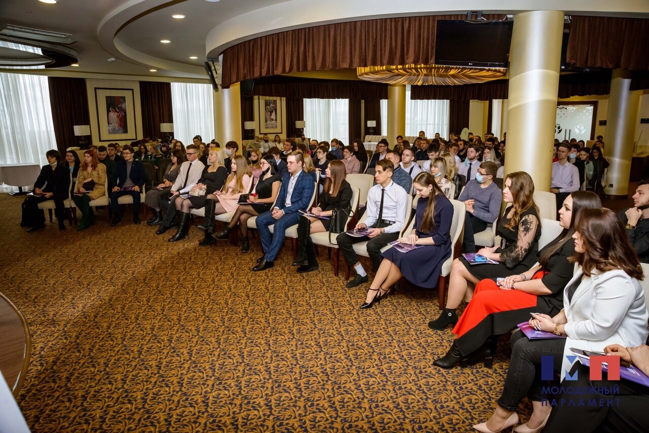 Cтуденты Донецкой академии транспорта приняли участие в масштабном мероприятии, посвященном открытию Года молодежи в Донецкой Народной Республике